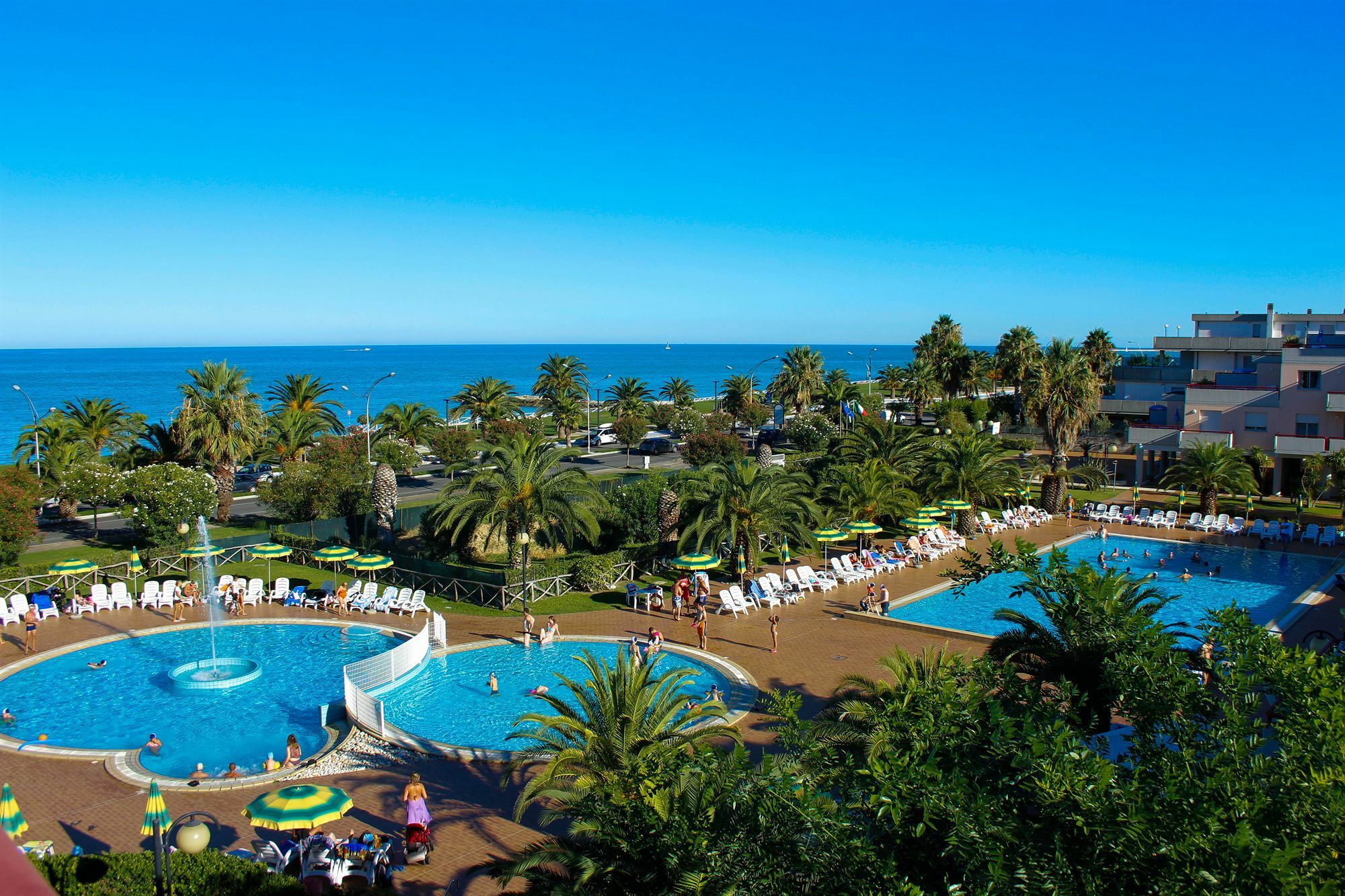 Ihr Residence Hotel Le Terrazze Grottammare Exterior foto